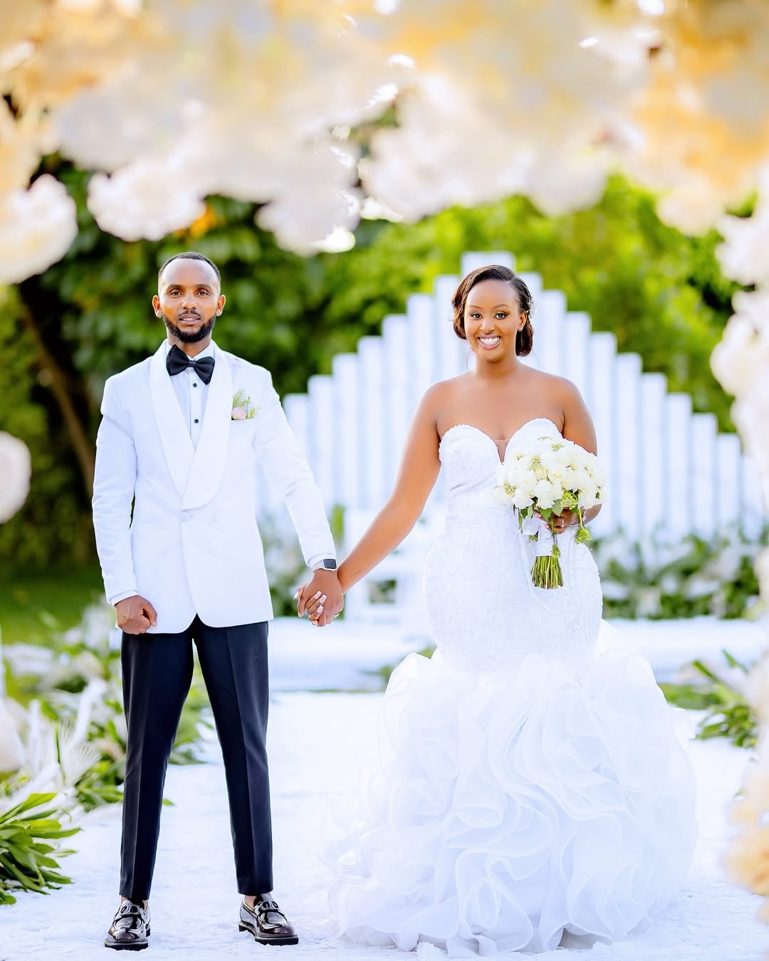 WHITE_MOMENT STUDIO0