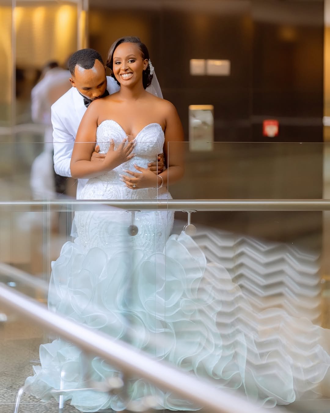 WHITE_MOMENT STUDIO2