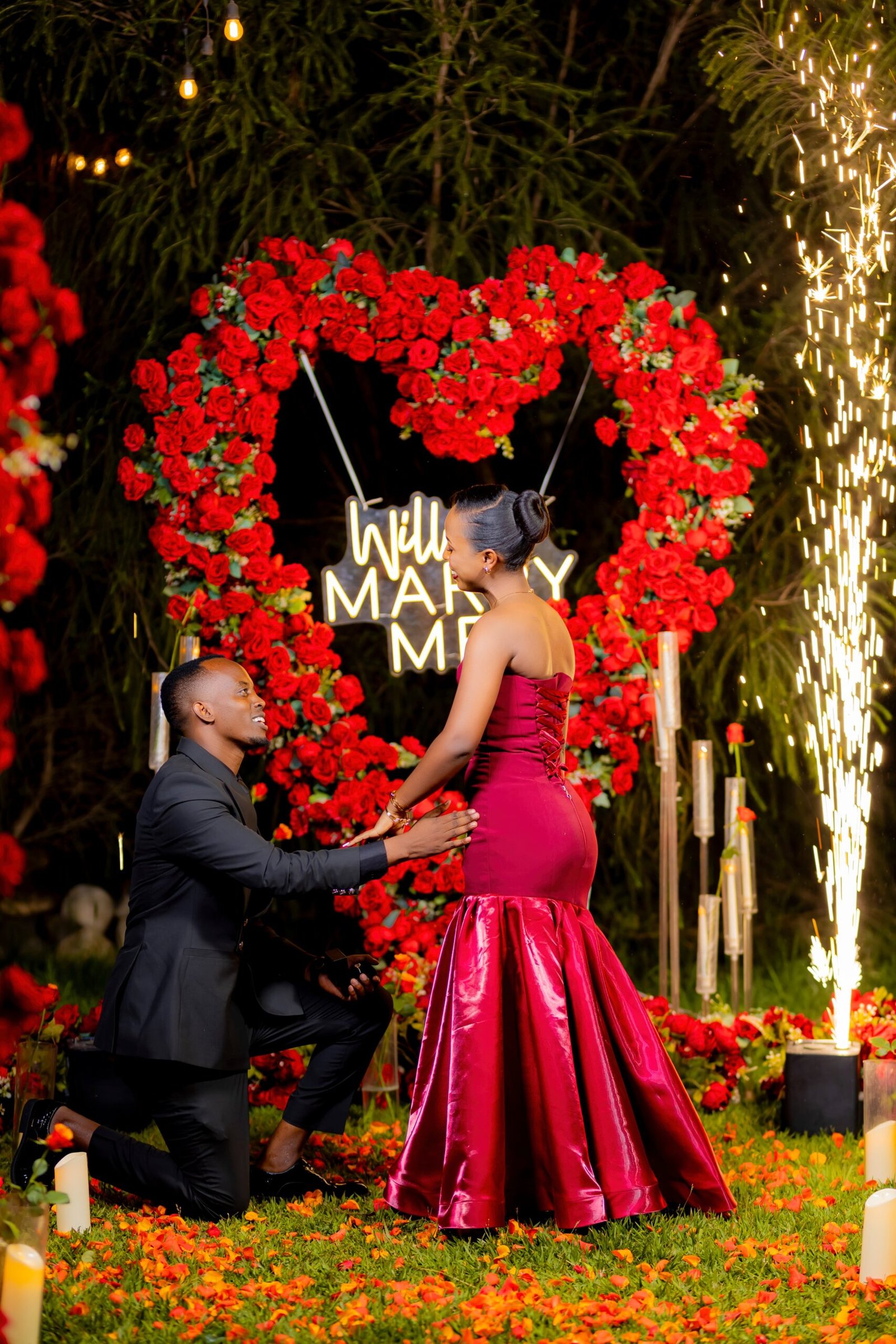 ENGAGEMENT-MOMENT STUDIO(17)